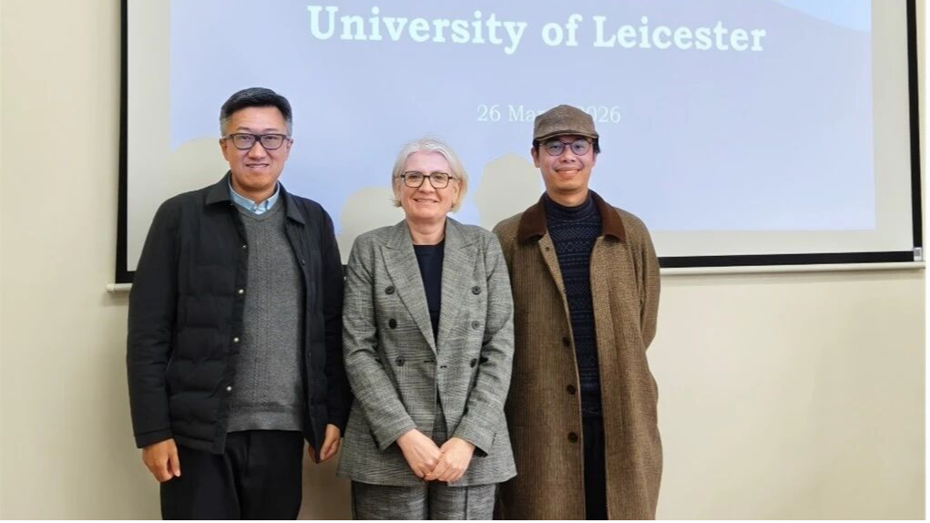 英国莱斯特大学到访上外英语学院